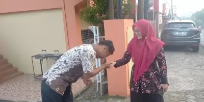 Senyum Sapa Salam Sopan Santun (5S)