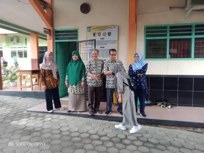 Pembiasaan 5S - Senyum Sapa Salam Sopan Santun